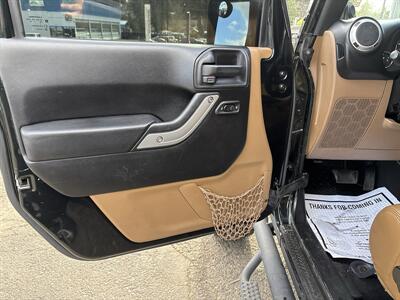 2012 Jeep Wrangler Unlimited Sahara   - Photo 9 - Portland, OR 97267