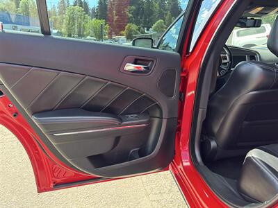 2012 Dodge Charger R/T Plus   - Photo 12 - Portland, OR 97267
