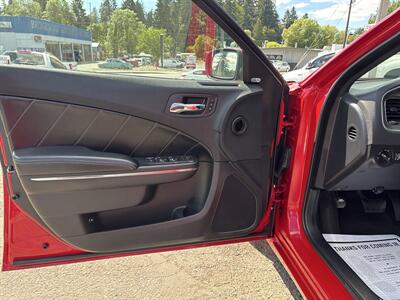 2012 Dodge Charger R/T Plus   - Photo 9 - Portland, OR 97267