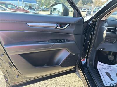 2017 Mazda CX-5 Touring   - Photo 9 - Portland, OR 97267