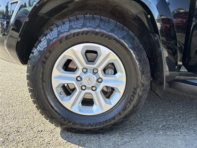 2014 Toyota 4Runner SR5   - Photo 29 - Portland, OR 97267