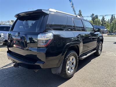 2014 Toyota 4Runner SR5 - Photo 7 - Portland, OR 97267