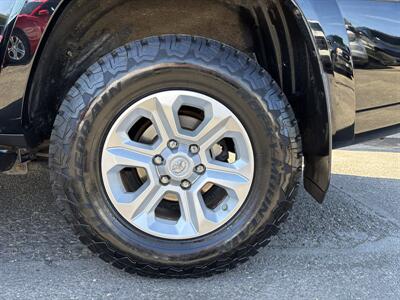 2014 Toyota 4Runner SR5   - Photo 30 - Portland, OR 97267