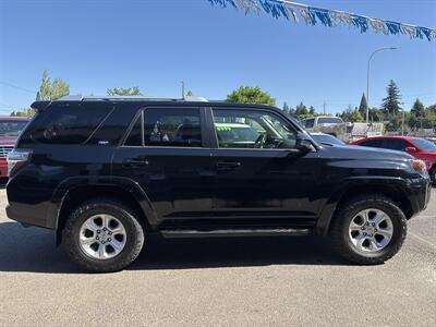 2014 Toyota 4Runner SR5 - Photo 8 - Portland, OR 97267