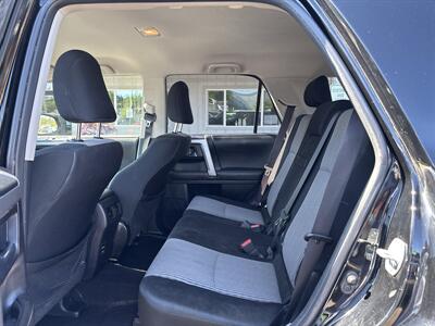 2014 Toyota 4Runner SR5 - Photo 12 - Portland, OR 97267