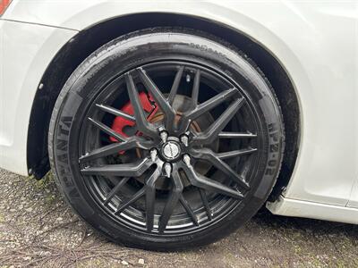 2014 Chrysler 300C - Photo 21 - Portland, OR 97267