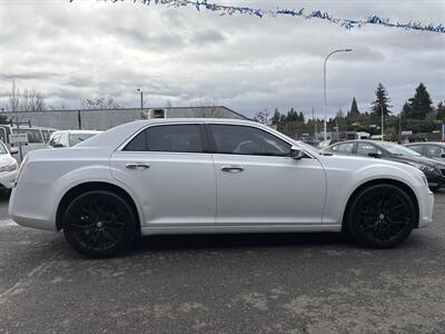 2014 Chrysler 300C - Photo 8 - Portland, OR 97267