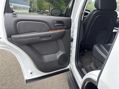 2008 Chevrolet Tahoe LTZ   - Photo 13 - Portland, OR 97267