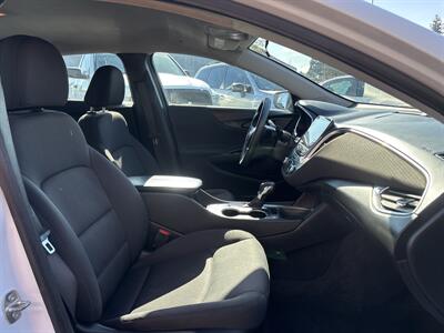 2021 Chevrolet Malibu LT - Photo 17 - Portland, OR 97267