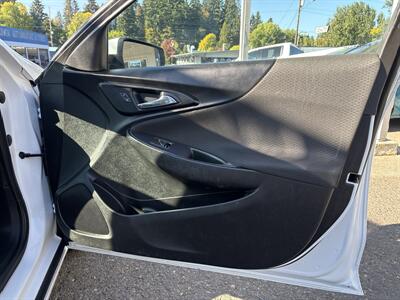 2021 Chevrolet Malibu LT - Photo 16 - Portland, OR 97267