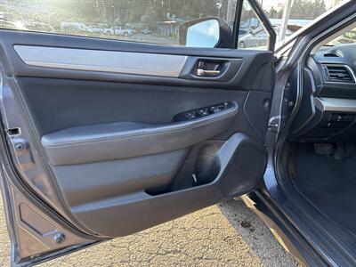2015 Subaru Outback 2.5i Premium   - Photo 9 - Portland, OR 97267