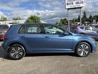 2016 Volkswagen e-Golf SE - Photo 8 - Portland, OR 97267