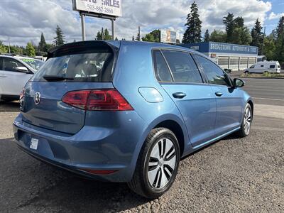 2016 Volkswagen e-Golf SE - Photo 7 - Portland, OR 97267