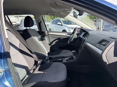 2016 Volkswagen e-Golf SE - Photo 19 - Portland, OR 97267