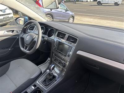 2016 Volkswagen e-Golf SE - Photo 20 - Portland, OR 97267