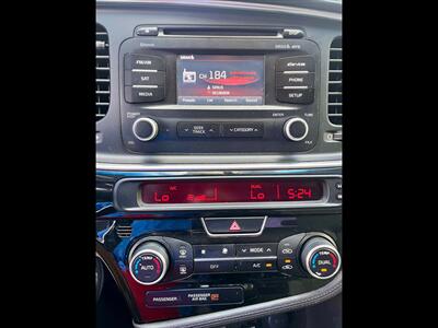 2014 Kia Optima EX - Photo 15 - Evansville, IN 47711