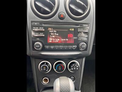 2015 Nissan Rogue Select S - Photo 16 - Evansville, IN 47711