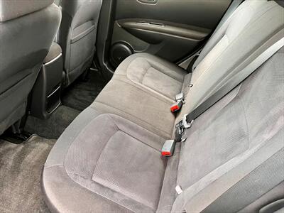 2015 Nissan Rogue Select S - Photo 11 - Evansville, IN 47711