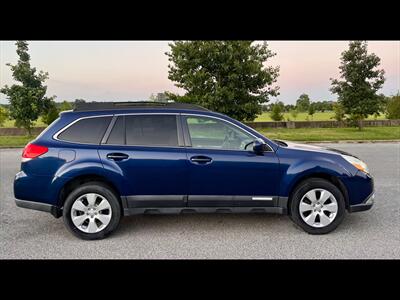 2011 Subaru Outback 2.5i Premium   - Photo 2 - Evansville, IN 47711