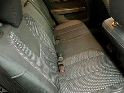 2017 Chevrolet Equinox LT   - Photo 9 - Evansville, IN 47711