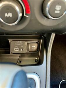 2016 Jeep Cherokee Sport   - Photo 15 - Evansville, IN 47711