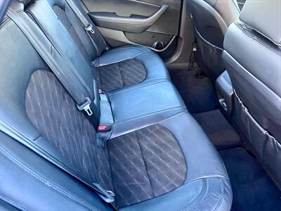 2017 Hyundai SONATA Sport - Photo 10 - Evansville, IN 47711