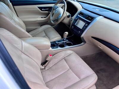 2014 Nissan Altima 2.5 SL - Photo 9 - Evansville, IN 47711