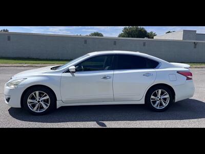 2014 Nissan Altima 2.5 SL - Photo 2 - Evansville, IN 47711