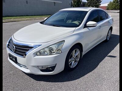 2014 Nissan Altima 2.5 SL - Photo 1 - Evansville, IN 47711