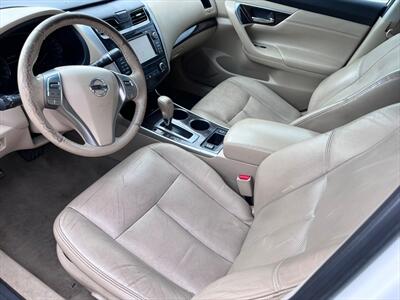2014 Nissan Altima 2.5 SL - Photo 13 - Evansville, IN 47711