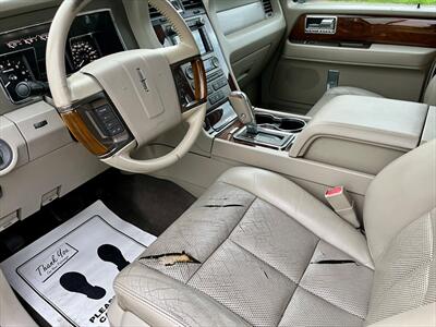 2013 Lincoln Navigator   - Photo 15 - Evansville, IN 47711