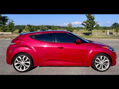 2013 Hyundai VELOSTER DCT - Photo 6 - Evansville, IN 47711