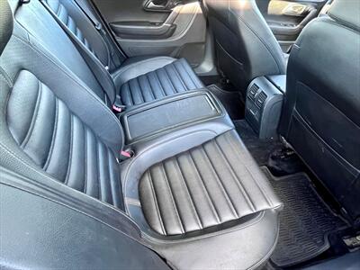 2012 Volkswagen CC Lux PZEV   - Photo 10 - Evansville, IN 47711