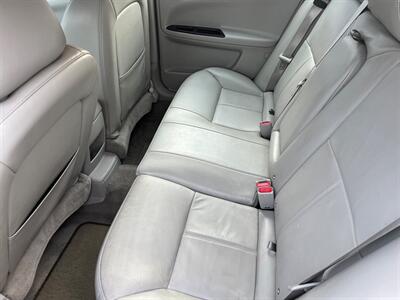 2009 Chevrolet Impala LT   - Photo 11 - Evansville, IN 47711