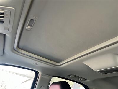 2011 Cadillac Escalade Luxury - Photo 19 - Evansville, IN 47711