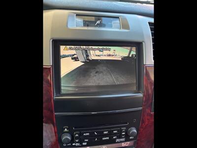 2011 Cadillac Escalade Luxury - Photo 18 - Evansville, IN 47711