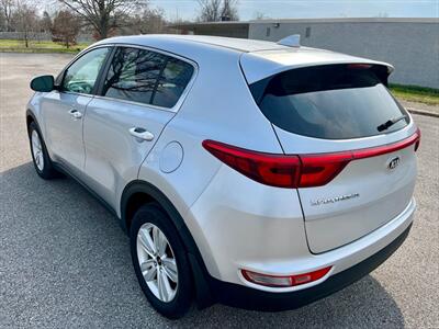 2018 Kia Sportage LX   - Photo 3 - Evansville, IN 47711