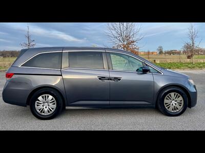 2016 Honda Odyssey LX   - Photo 5 - Evansville, IN 47711