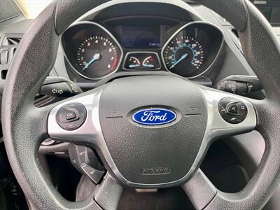 2015 Ford Escape SE - Photo 15 - Evansville, IN 47711