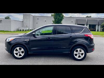 2015 Ford Escape SE - Photo 2 - Evansville, IN 47711