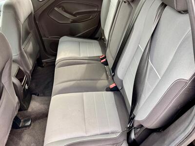 2015 Ford Escape SE - Photo 12 - Evansville, IN 47711