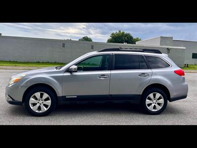 2011 Subaru Outback 2.5i Premium   - Photo 6 - Evansville, IN 47711