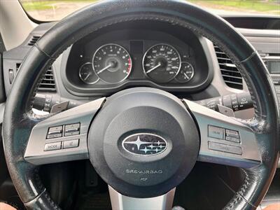 2011 Subaru Outback 2.5i Premium   - Photo 15 - Evansville, IN 47711