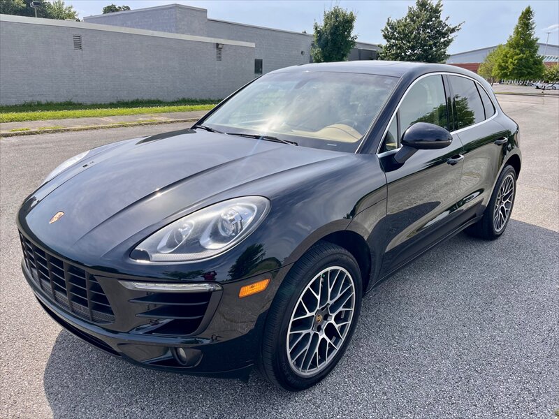 2016 Porsche Macan S  