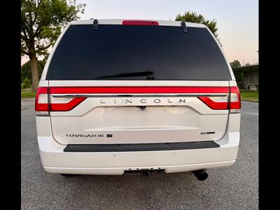 2015 Lincoln Navigator L - Photo 4 - Evansville, IN 47711