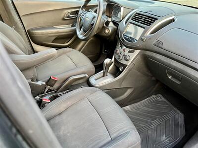 2016 Chevrolet Trax LT   - Photo 8 - Evansville, IN 47711