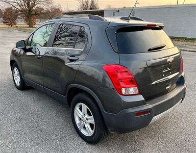 2016 Chevrolet Trax LT   - Photo 3 - Evansville, IN 47711