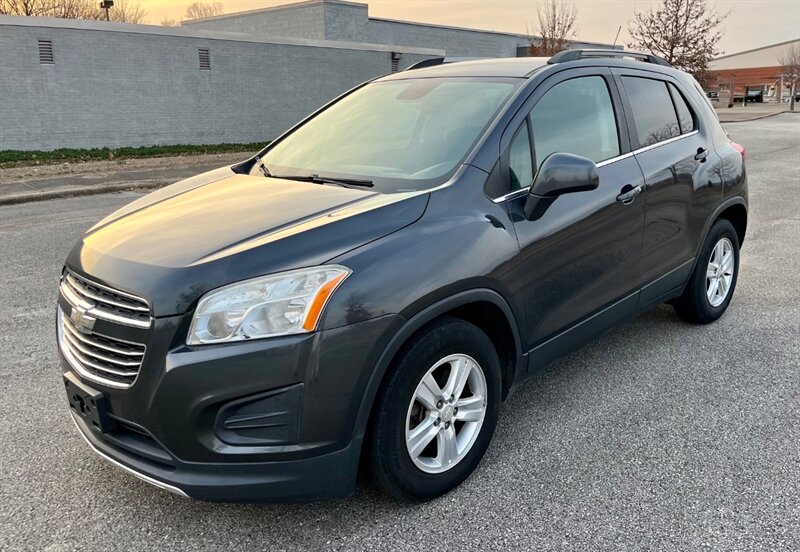 2016 Chevrolet Trax LT   - Photo 1 - Evansville, IN 47711