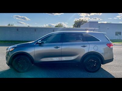 2017 Kia Sorento L   - Photo 6 - Evansville, IN 47711