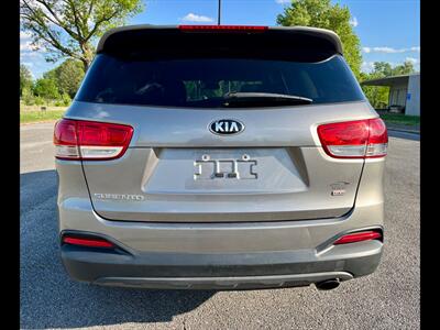 2017 Kia Sorento L   - Photo 4 - Evansville, IN 47711